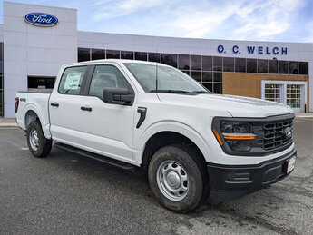 2025 Oxford White Ford F-150 XL 4X4 4 Door Truck