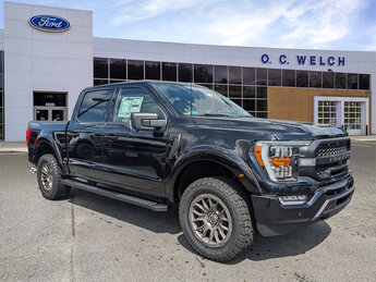 2023 Agate Black Metallic Ford F-150 XLT 4 Door 4X4 Automatic Truck