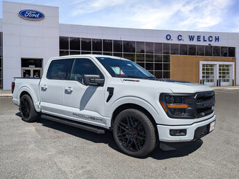 2025 Oxford White Ford F-150 XLT 4X4 Automatic 4 Door Truck