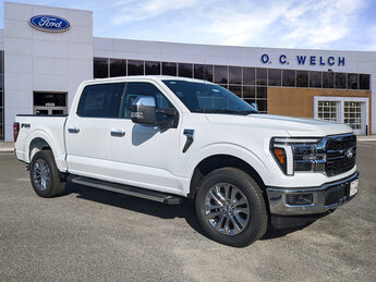 2025 Oxford White Ford F-150 LARIAT Automatic Truck 4 Door