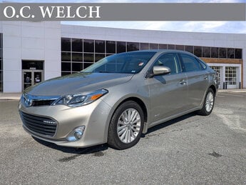 2015 Gold Toyota Avalon Hybrid Limited FWD Gas/Electric I-4 2.5 L/152 Engine 4 Door Automatic (CVT)