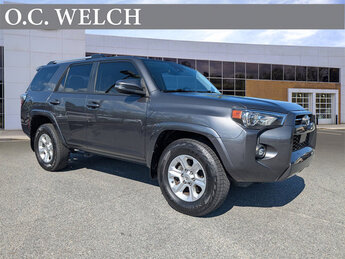 2021 Toyota 4Runner SR5 Premium Regular Unleaded V-6 4.0 L/241 Engine 4 Door RWD