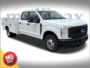2025 Oxford White Ford Super Duty F-350 DRW XL 4 Door Automatic 7.3L V8 PFI OHV 16V Federal 335hp Engine RWD Truck