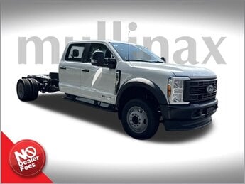 2025 Oxford White Ford Super Duty F-550 XL Truck 4 Door RWD Power Stroke 6.7L V8 DI 32V OHV Turbodiesel Engine