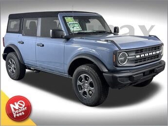 2025 Azure Gray Metallic Tri-Coat Ford Bronco Base 2.3L EcoBoost I-4 Engine 4 Door SUV