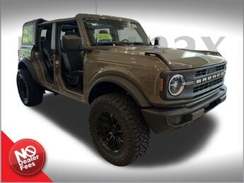 2025 Gray Ford Bronco Base SUV 4X4 4 Door Automatic