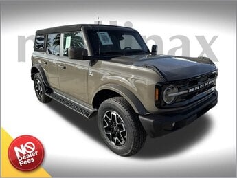2025 Marsh Gray Ford Bronco Outer Banks SUV 4 Door Automatic