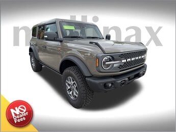 2025 Marsh Gray Ford Bronco Badlands 2.7L EcoBoost V6 Engine 4X4 Automatic