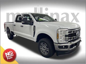 2025 OXFORD WHITE Ford Super Duty F-250 SRW XLT Truck Automatic 4 Door