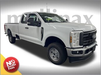2025 Ford Super Duty F-250 SRW XL 4 Door 4X4 Truck 6.8L V8 Engine Automatic