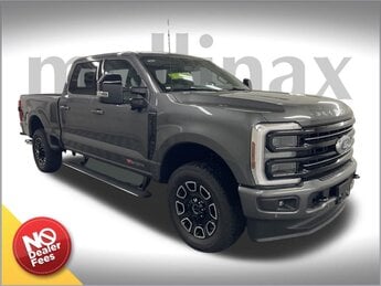 2025 Ford Super Duty F-250 SRW Platinum 6.7L Power Stroke V8 Turbodiesel Engine 4X4 Truck 4 Door