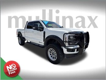 2024 Ford Super Duty F-250 SRW Lariat 4 Door Automatic 4X4 Power Stroke 6.7L V8 DI 32V OHV Turbodiesel Engine Truck