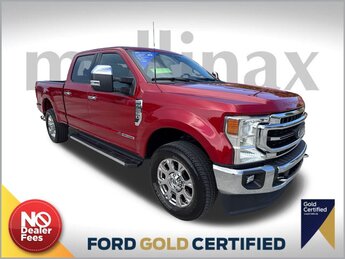 2022 Rapid Red Metallic Tinted Clearcoat Ford Super Duty F-250 SRW Lariat Automatic Truck 4 Door 4X4 Power Stroke 6.7L V8 DI 32V OHV Turbodiesel Engine
