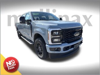 2025 Ford Super Duty F-250 SRW Lariat Automatic Power Stroke 6.7L V8 DI 32V OHV Turbodiesel Engine Truck 4 Door