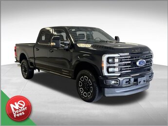 2025 Ford Super Duty F-350 SRW Platinum Power Stroke 6.7L V8 DI 32V OHV Turbodiesel Engine 4X4 4 Door