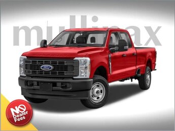 2025 Ford Super Duty F-350 DRW XL Power Stroke 6.7L V8 DI 32V OHV Turbodiesel Engine 4X4 Truck 4 Door