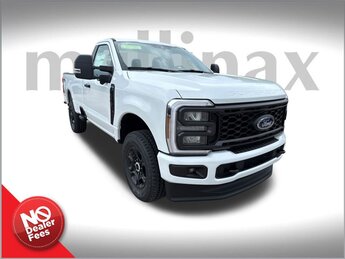 2025 Oxford White Ford Super Duty F-350 SRW STX 7.3L V8 PFI SOHC 16V Federal 405hp Engine 2 Door 4X4