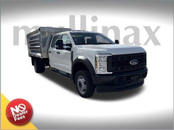 2025 Ford Super Duty F-450 DRW XL Automatic 7.3L V8 PFI OHV 16V Federal 335hp Engine 4 Door Truck RWD