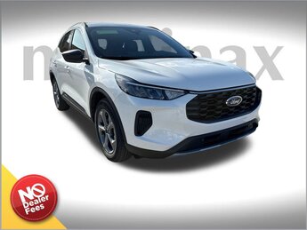 2025 Star White Metallic Tri-Coat Ford Escape ST-Line FWD 4 Door 2.5L iVCT Engine SUV