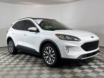 2020 Star White Metallic Tri-Coat Ford Escape Titanium 4 Door SUV AWD