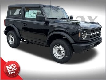 2025 Shadow Black Ford Bronco Base Automatic 2 Door SUV 2.3L EcoBoost I-4 Engine