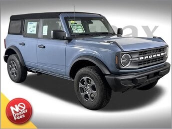 2025 Azure Gray Metallic Ford Bronco Base 4X4 2.3L EcoBoost I-4 Engine Automatic
