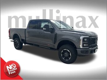 2025 Ford Super Duty F-250 SRW Lariat 4X4 4 Door Truck 6.7L High Output Power Stroke V8 Diesel Engine