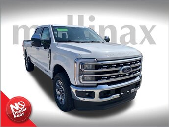 2025 White Ford Super Duty F-250 SRW Lariat Truck 4 Door Power Stroke 6.7L V8 DI 32V OHV Turbodiesel Engine 4X4 Automatic