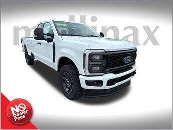 2025 Oxford White Ford Super Duty F-350 SRW STX Truck 4X4 4 Door 7.3L V8 PFI SOHC 16V Federal 405hp Engine