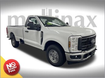 2025 OXFORD WHITE Ford Super Duty F-250 SRW XL RWD 6.8L V8 Engine 2 Door