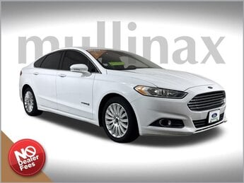 2013 Oxford White Ford Fusion Hybrid SE Car 2.0L I4 Atkinson-Cycle Hybrid Engine Automatic (CVT)