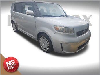 2009 Classic Silver Metallic Scion xB Base Automatic Crossover FWD 4 Door