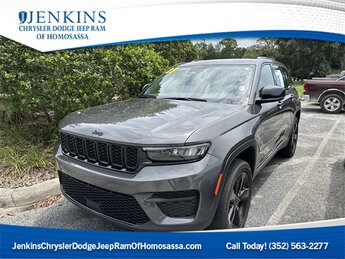 2023 Jeep Grand Cherokee Altitude 4X4 SUV 4 Door 3.6L V6 24V VVT Engine Automatic
