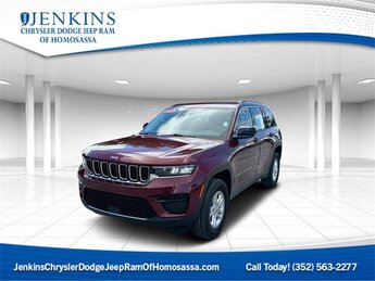 2022 Jeep Grand Cherokee Laredo SUV Automatic 4X4 4 Door