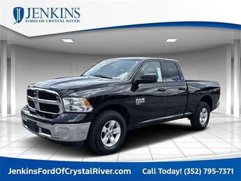 2024 Diamond Black Crystal Pearlcoat Ram 1500 Classic SLT Automatic 4 Door Truck