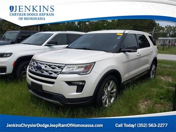2019 White Platinum Clearcoat Metallic Ford Explorer XLT FWD Automatic 4 Door