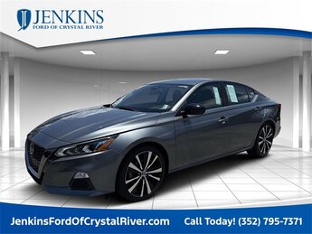 2021 Nissan Altima 2.5 SR Car 4 Door 2.5L 4-Cylinder DOHC 16V Engine Automatic (CVT) FWD