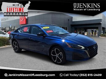 2024 Deep Blue Pearl Nissan Altima 2.5 SR Automatic (CVT) AWD 2.5L 4-Cylinder DOHC 16V Engine 4 Door Car