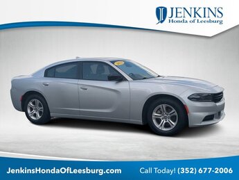2023 Dodge Charger SXT Car 4 Door Regular Unleaded V-6 3.6 L/220 Engine Automatic RWD