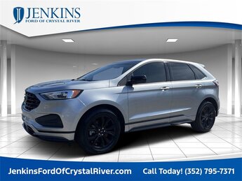 2024 Iconic Silver Metallic Ford Edge SE SUV EcoBoost 2.0L I4 GTDi DOHC Turbocharged VCT Engine 4 Door