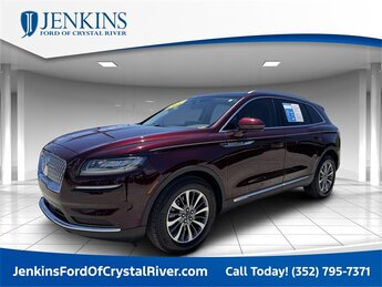 2022 Burgundy Velvet Metallic Tinted Clearcoat Lincoln Nautilus Reserve 2.0L Turbocharged Engine SUV FWD 4 Door