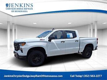 2024 Summit White Chevrolet Silverado 1500 Custom Trail Boss Automatic 4 Door 2.7L I4 Turbocharged DOHC 16V LEV3-SULEV30 310hp Engine