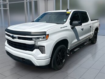 2023 Summit White Chevrolet Silverado 1500 RST 4 Door Automatic 4X4 Truck