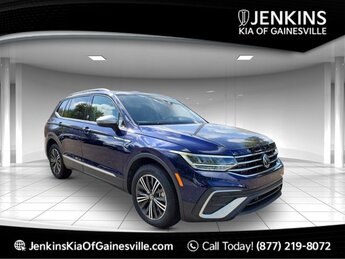 2024 Volkswagen Tiguan Wolfsburg Edition Automatic SUV Intercooled Turbo Regular Unleaded I-4 2.0 L/121 Engine