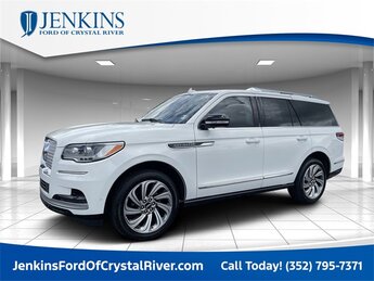 2022 Pristine White Metallic Tri-Coat Lincoln Navigator Reserve Automatic SUV 4X4 V6 Engine 4 Door