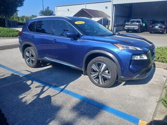 2023 Nissan Rogue SL SUV AWD 1.5L I3 Turbocharged DOHC 12V LEV3-ULEV50 201hp Engine Automatic (CVT)