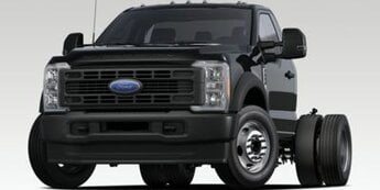 2025 Carbonized Gray Metallic Ford F-600SD Truck Power Stroke 6.7L V8 DI 32V OHV Turbodiesel Engine 4X4 Automatic