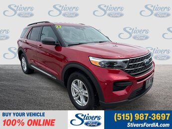 2022 Rapid Red Metallic Tinted Clearcoat Ford Explorer XLT 4X4 Automatic SUV