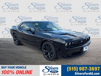 2015 Pitch Black Clearcoat Dodge Challenger R/T 2 Door Automatic Coupe HEMI 5.7L V8 Multi Displacement VVT Engine