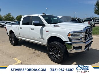 2022 Bright White Clearcoat Ram 2500 Laramie 6.4L V8 Engine 4X4 Truck 4 Door